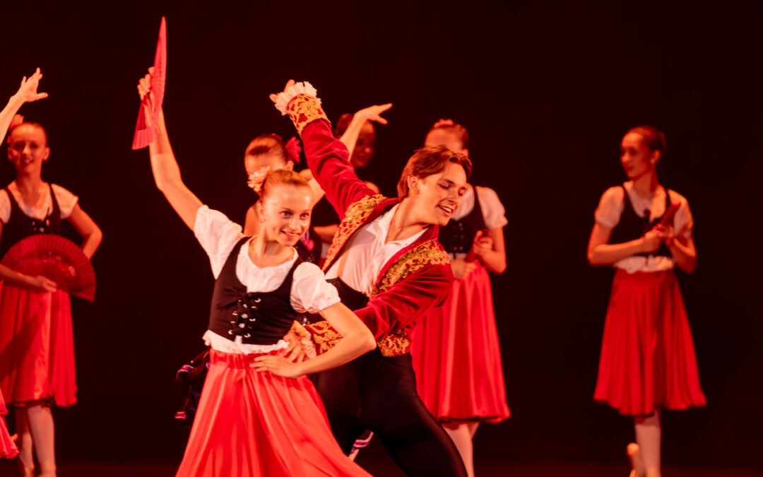 aabdansfesten25_08